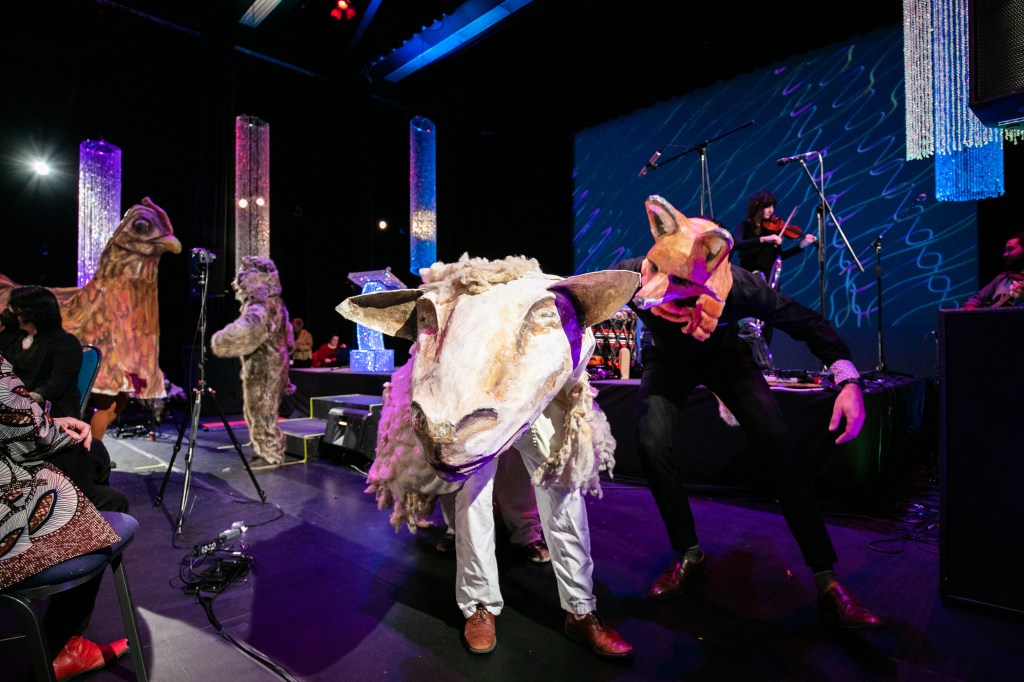 Puppets by North Barn Theatre Collective take over the Creative Nova Scotia Awards celebration. Produced and curated by HEIST.
Photo by Kelly Clark.